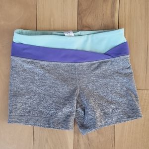 Ivivva Girls Shorts Size 10